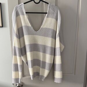 V-Neck Striped Sweater with Twisted Back - Light Gray and Cream